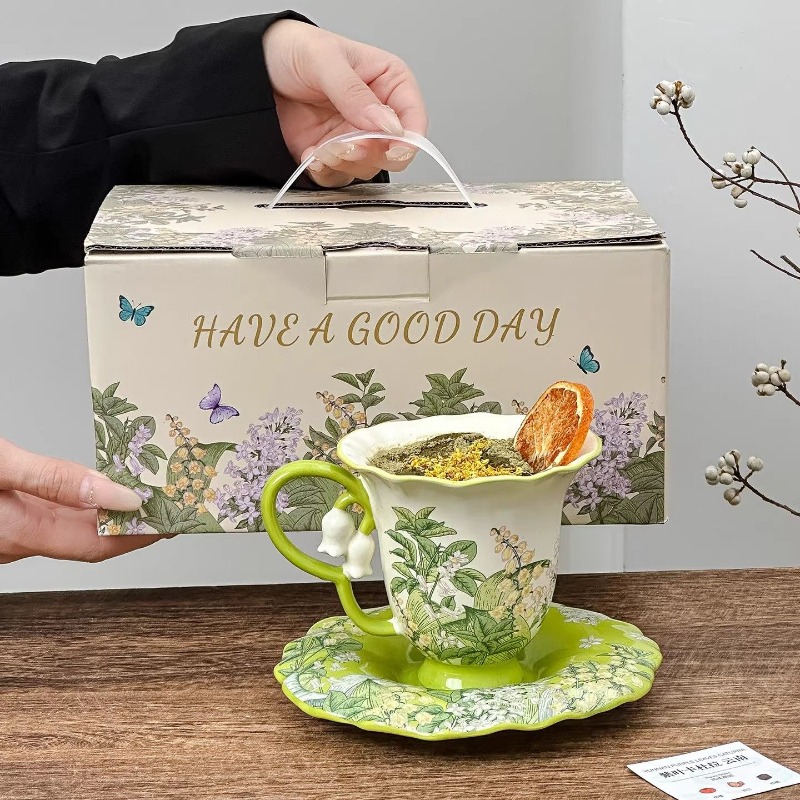 Coffee Tea Mix - Vadideki zambakları çiçek açan öğleden sonra