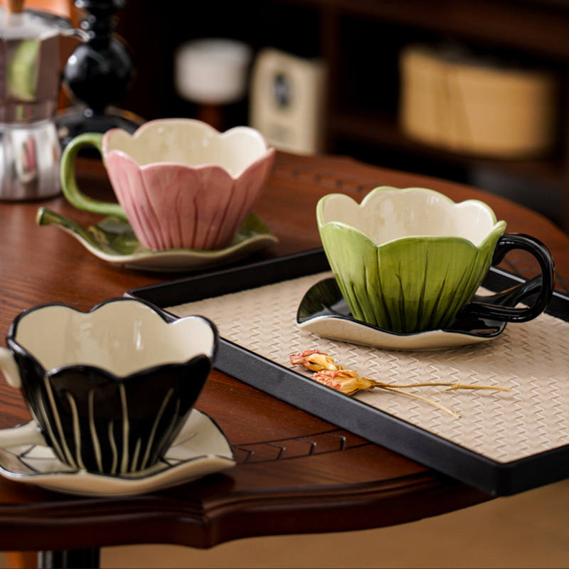 Coffee Leaves Tea - Düzensiz El-boyalı Kahve Fincanı tabak seti